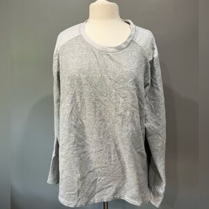 Tommy Bahama crew neck‎